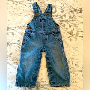 5/$15 Classic Osh Kosh Overalls size 18 months. In gently used, which is soft 🥰